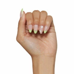 Best reviews of 💯 glamnetic Limelight 💯 -Cheapglamnetic Store 2022 07 Limelight Justine WEBOPT 01