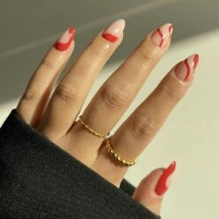 Discount ✔️ glamnetic Scarlet Letter 😀